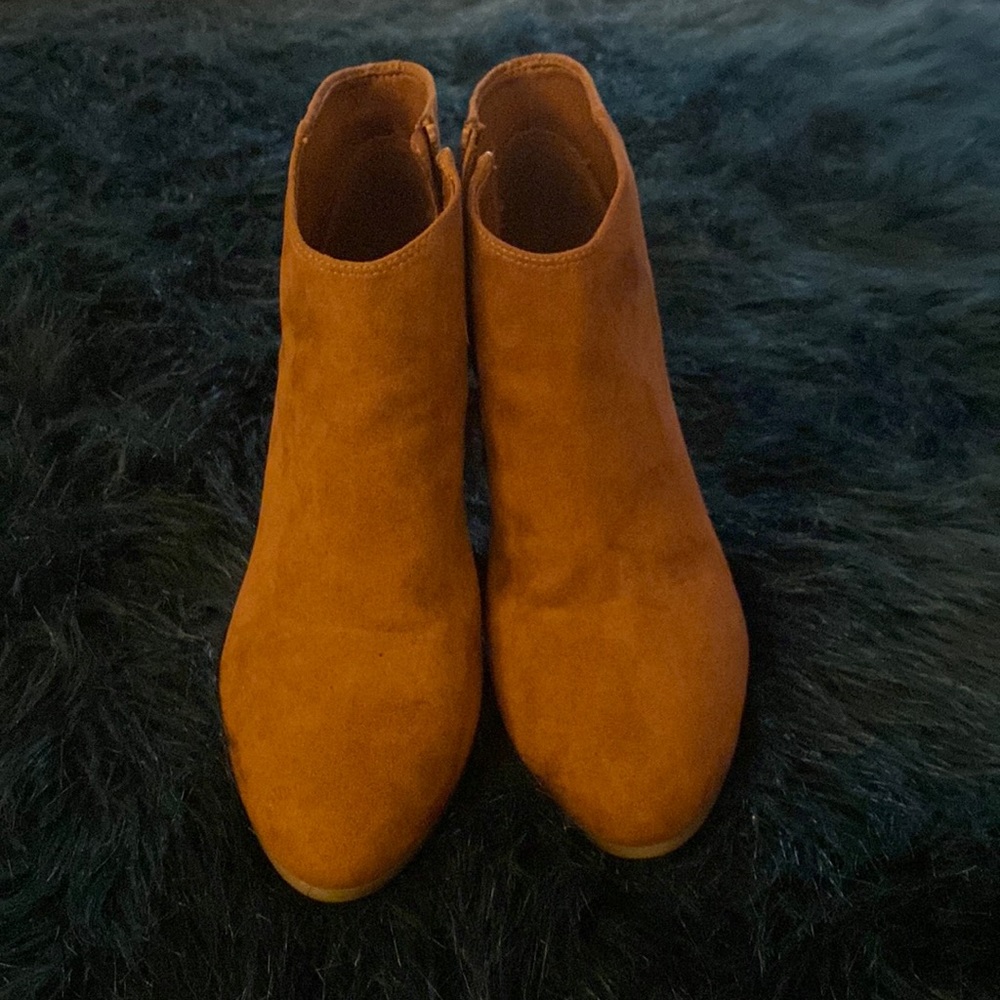 Old navy camel suede ankle booties, size 8